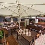 Casa de hóspedes Tokaj Zlatá Putňa - Restaurant&pension 4*
