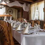Πανσιόν Tokaj Zlata Putna - Restaurant & Vinicky