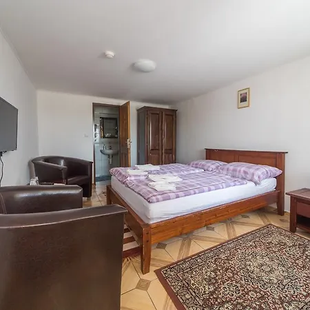 Tokaj Zlata Putna - Restaurant & Vinicky