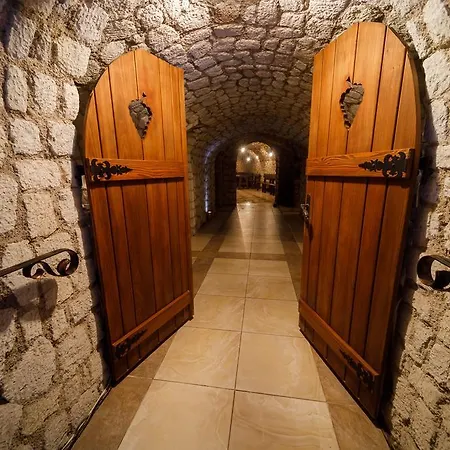 Tokaj Zlata Putna - Restaurant & Πανσιόν 4*