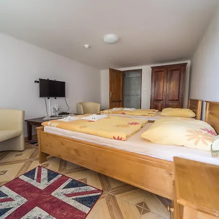 Tokaj Zlata Putna - Restaurant & 4* Vinicky