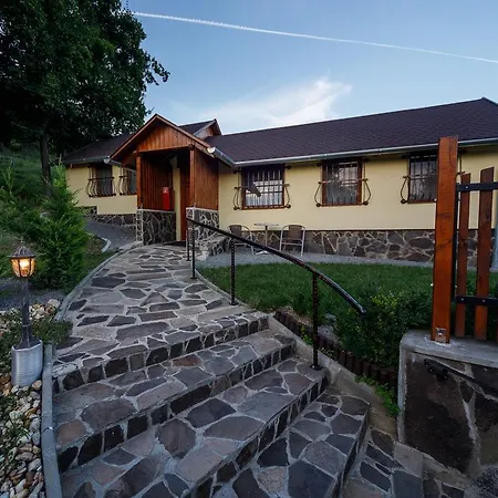 Tokaj Zlata Putna - Restaurant & 4* Vinicky